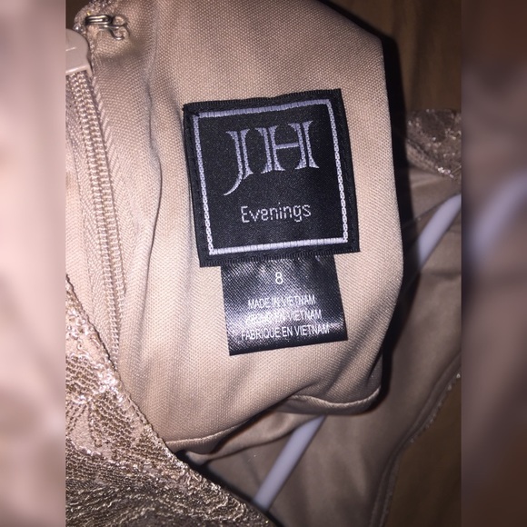 Women's Dress - Picture 3 of 3